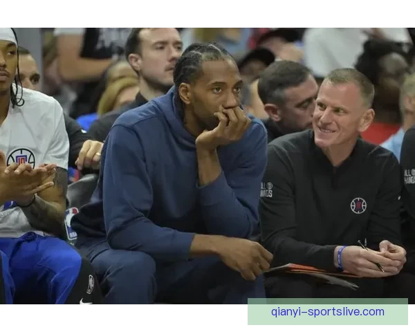 莱昂纳德:联盟65场出场规则本意良好 但球员带伤上场并不合理 莱昂纳德:联盟65场出场规则本意良好 但球员带伤上场并不合理